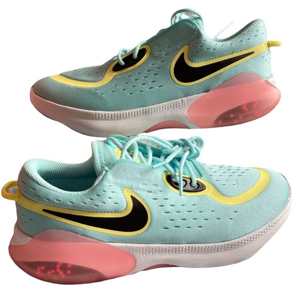 nike joyride girl